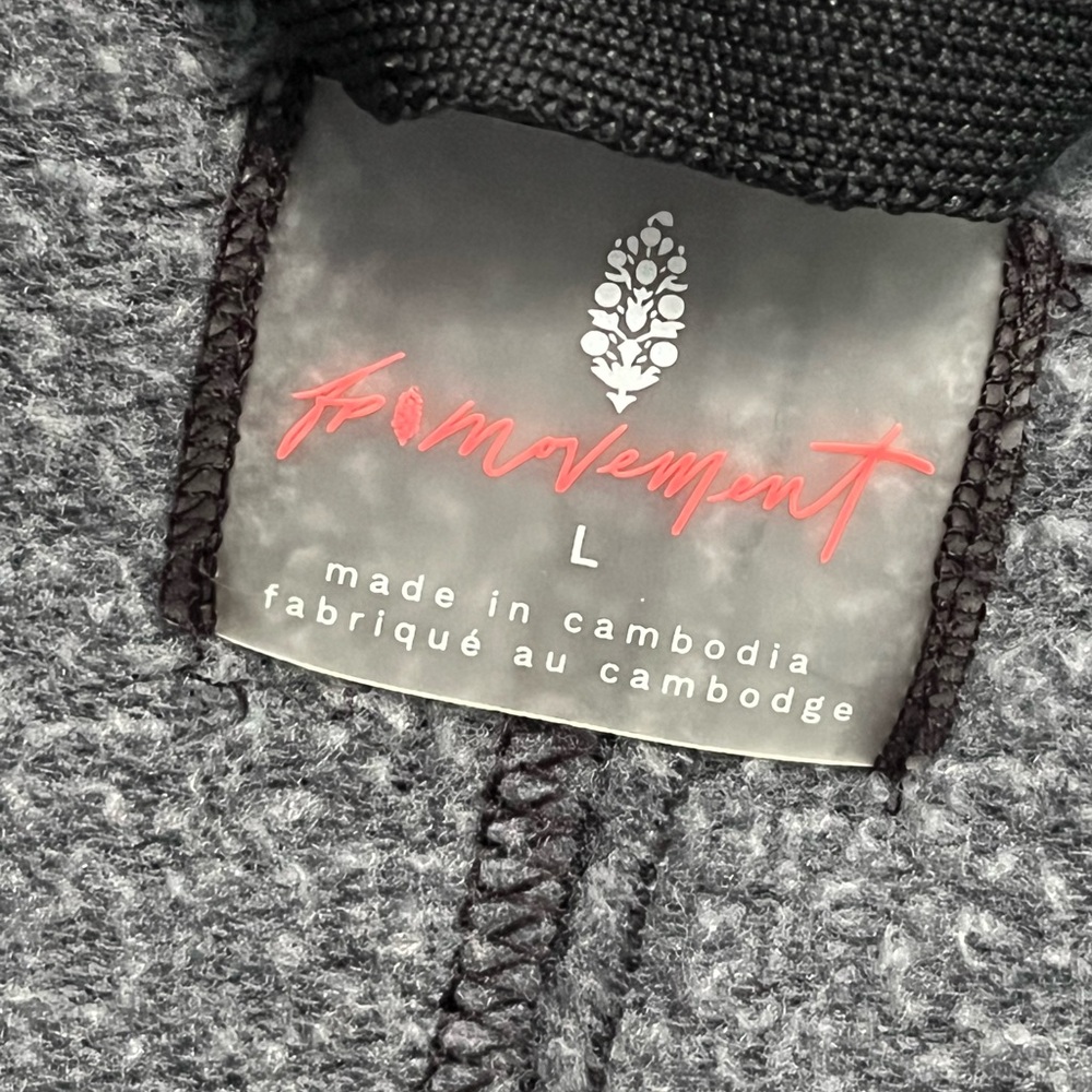 Free People Fp Movement Bonfire Oversized Hoodie Large Gray Black Sweatshirt NWT - Picture 16 of 16